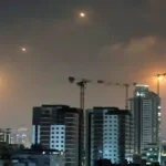 Israël–Iran : Téhéran riposte violemment après une attaque massive de l’État hébreu