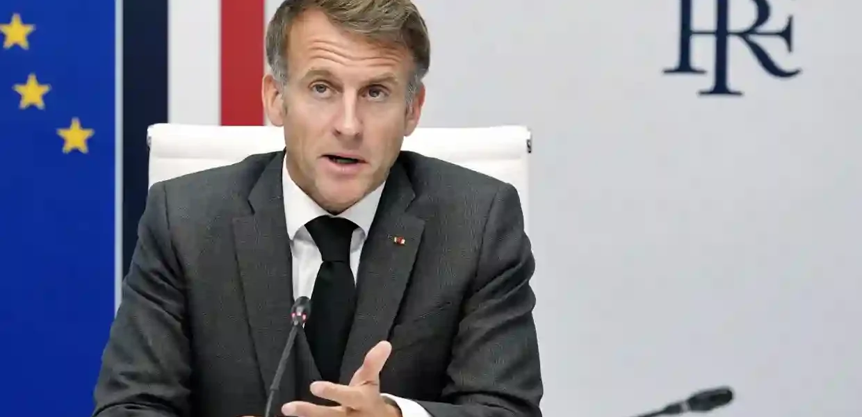 MACRON
